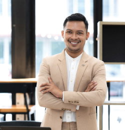 Doctor of Business Administration (ODL), Veritas